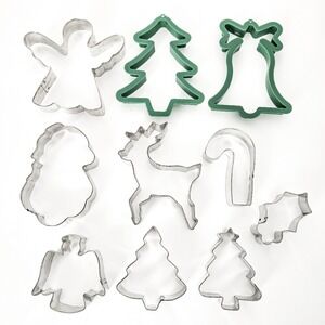 Christmas & Winter Holiday Vintage Cookie Cutters Lot (Set of 10)